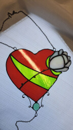 Srdce s bílou růží