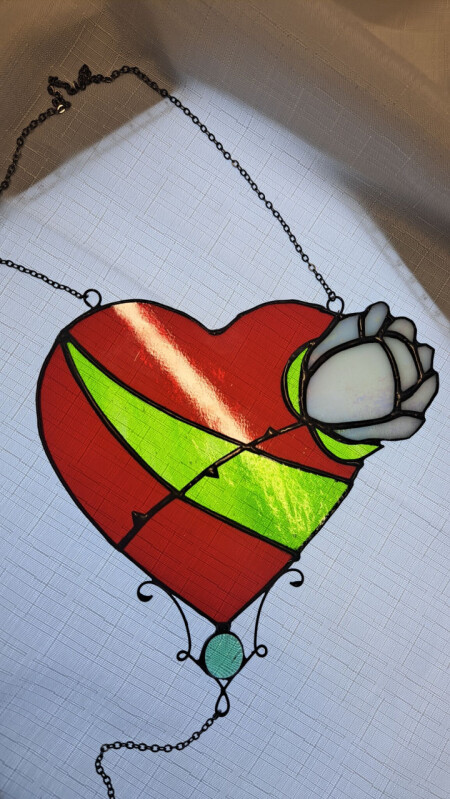 Srdce s bílou růží