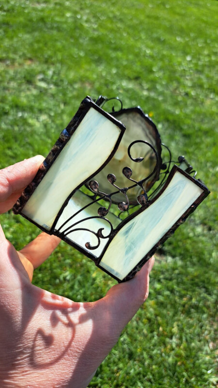 Achátový  svícen  V mechu