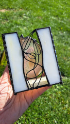 Achátový svícen s listy