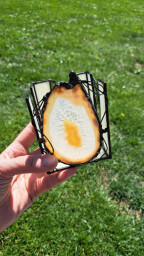 Achátový svícen s listy