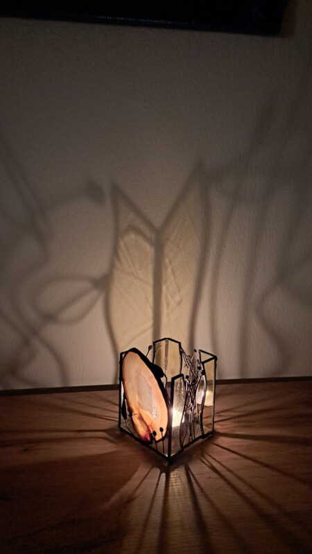 Achátový svícen Květiny