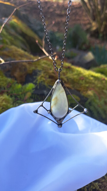 Přívěsek z jadeitu