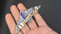 Lapis lazuli ve sponce