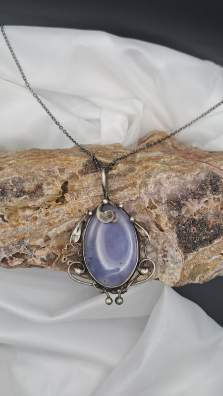 Romantický modrý chalcedon
