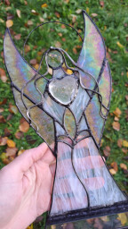 Anděl s křišťálem 