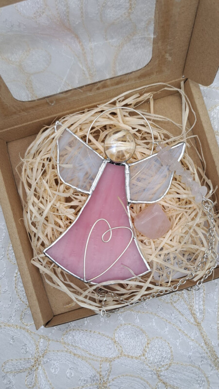 Andílek v dárkové krabičce